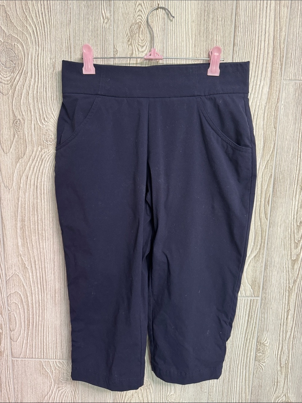 Columbia Blue Women's Crop Active Capris